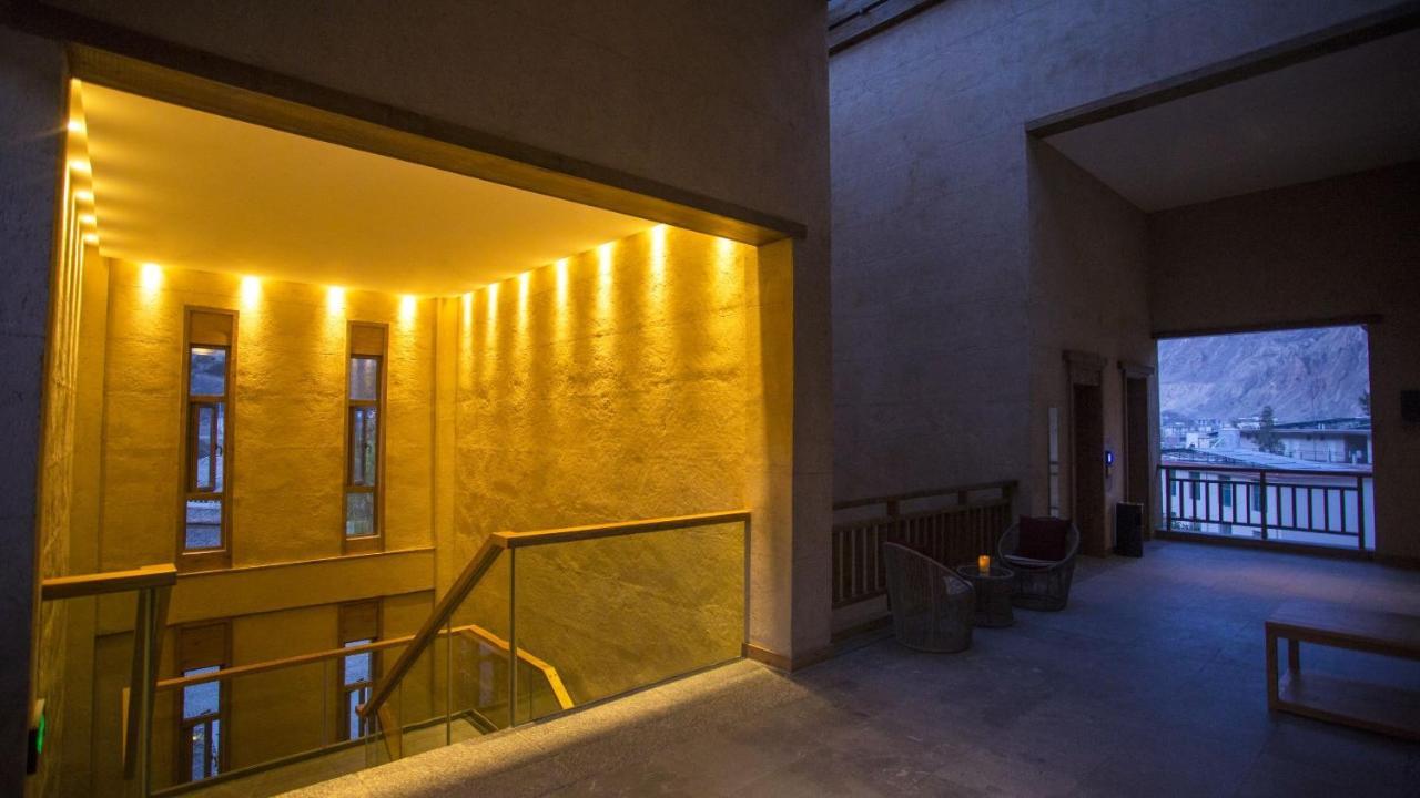 Hotel Lux* Tea Horse Road Benzilan Exterior foto